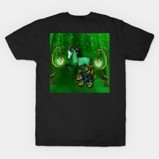 Wonderful fantasy horse with peacock feathers T-Shirt